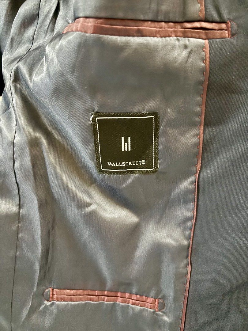 Van Heusen Navy Blazer (Category: Coats, Jackets and Outerwear) located in Makati City. Submitted by closet_by_mka (Listing ID 1463518263, Image 2). Description: Van Heusen Navy Blazer ✨ Classic, timeless piece in great condition! A staple blazer that’s super easy to dress up or down. 💙 Perfect for work, events, meetings, or whenever you need that polished look. • Classic navy color • Notched lapel • Two-button closure • Front flap pockets • Siz