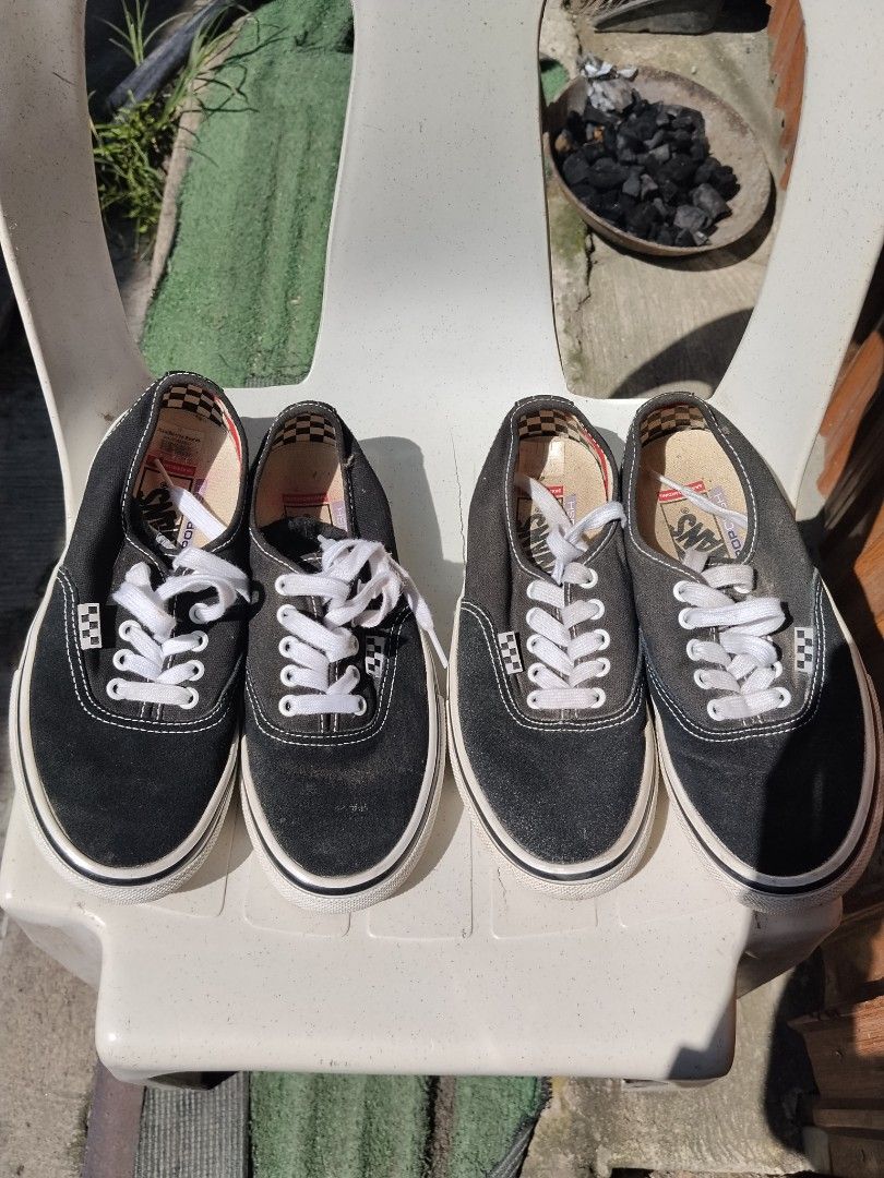 Vans Authentic Skate Shoes Black White (Category: Sneakers) located in Iloilo. Submitted by nenebuds (Listing ID 1463371023, Image 1). Description: - Classic Vans Authentic skate shoes - Black suede uppers - White laces and soles - Iconic side stripe - Checkerboard lining inside - Great for everyday wear or skating.