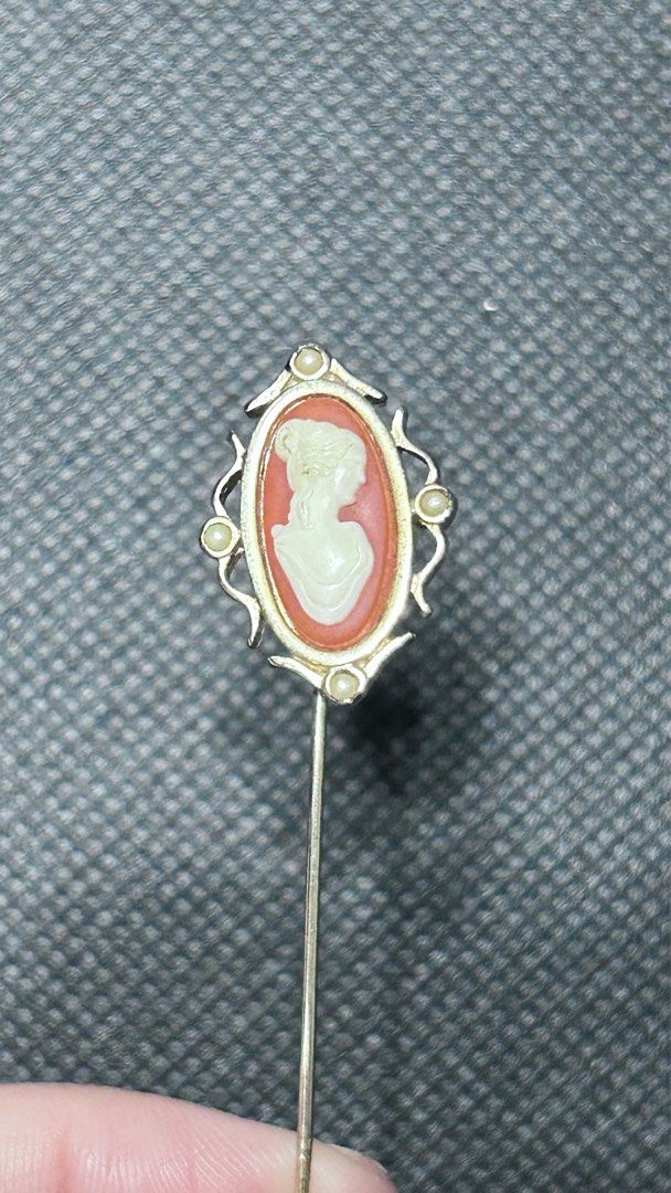 Victorian Style Cameo Avon Lapel Pin (Category: Brooches) located in Makati City. Submitted by cestparfaitvintagejewelries (Listing ID 1463516362, Image 3). Description: .