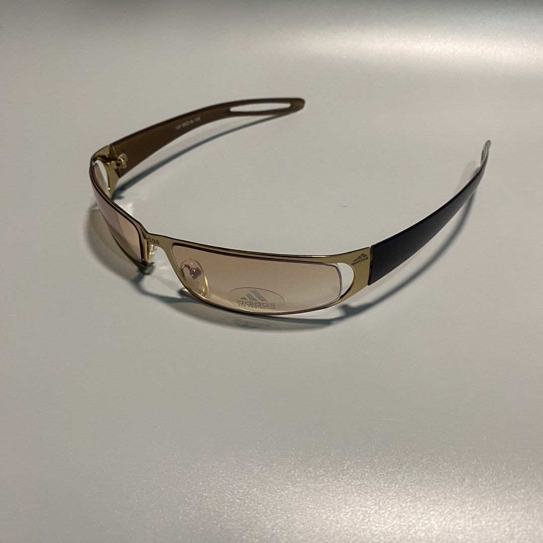 Vintage Adidas Y2K Shades (Category: Sunglasses & Eyewear) located in Manila. Submitted by retrogang (Listing ID 1463520447, Image 1). Description: thrifted no issue no flaws no scratch.