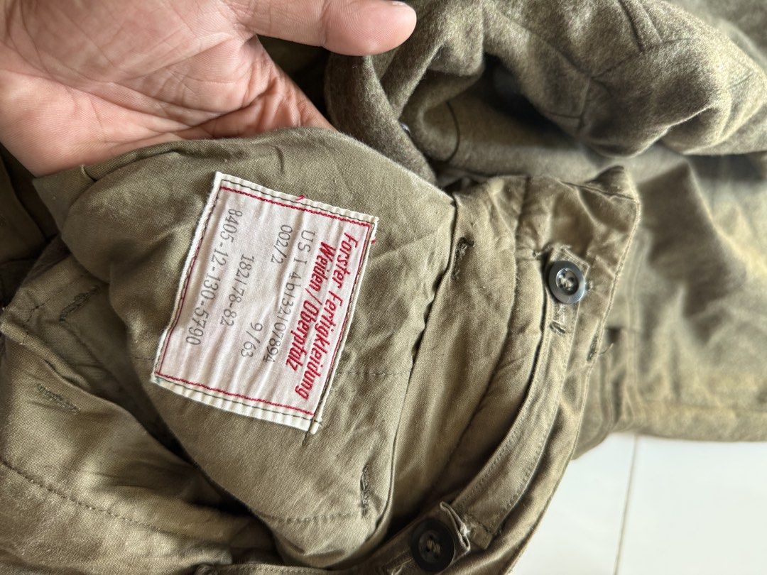 Vintage army cargo pants wool (Category: Jeans) located in Batangas. Submitted by robertlopezigaya (Listing ID 1463348639, Image 3). Description: Vintage army pants wool cargo Size 32x42x10 Minor issue lang sa pinaka laylayan may stain pero di na halata pag nalakatupi.