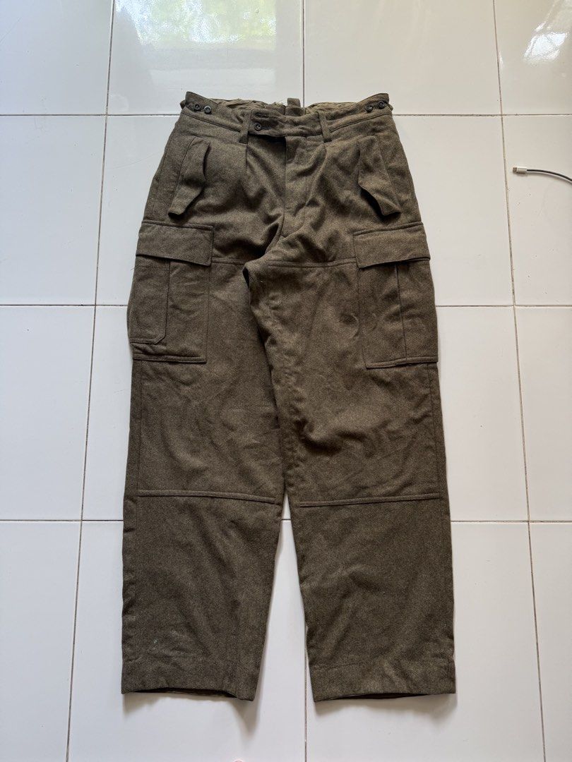 Vintage army cargo pants wool (Category: Jeans) located in Batangas. Submitted by robertlopezigaya (Listing ID 1463348639, Image 1). Description: Vintage army pants wool cargo Size 32x42x10 Minor issue lang sa pinaka laylayan may stain pero di na halata pag nalakatupi.