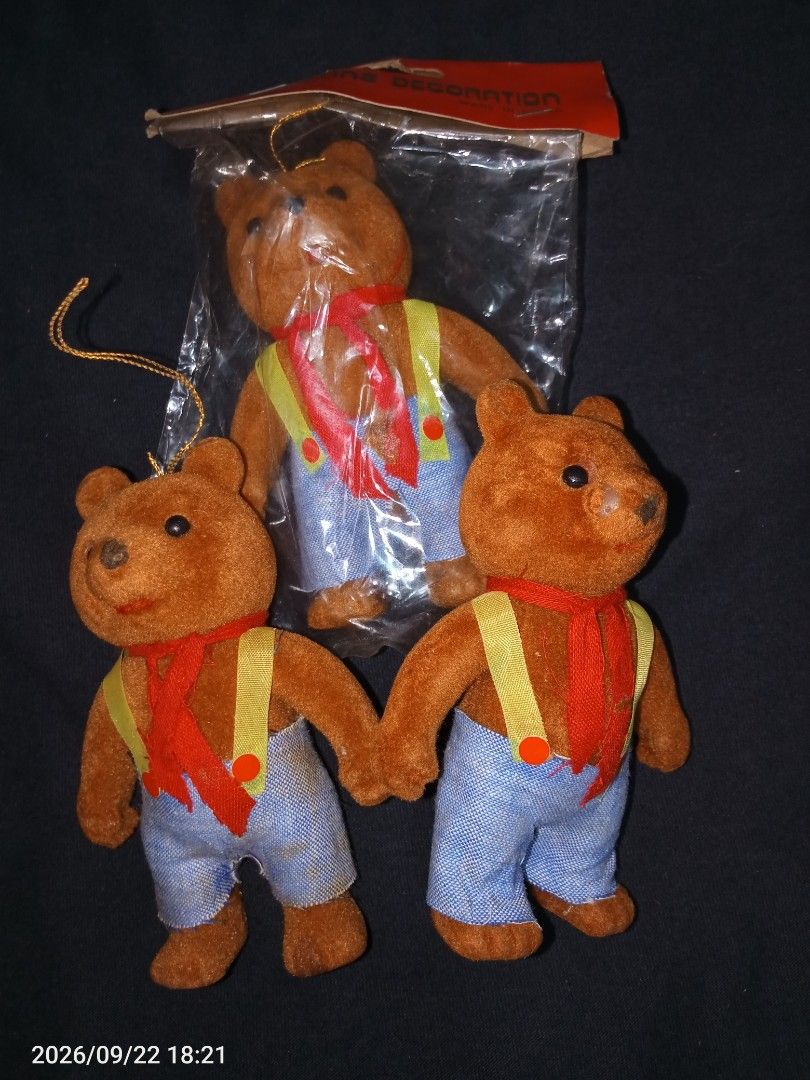 Vintage Bear Christmas Decors (Category: Vintage Collectibles) located in Davao. Submitted by banana.pancake (Listing ID 1463508715, Image 2). Description: Christmas Tree Ornaments take all 3pcs for 200 90s bear Christmas decor.