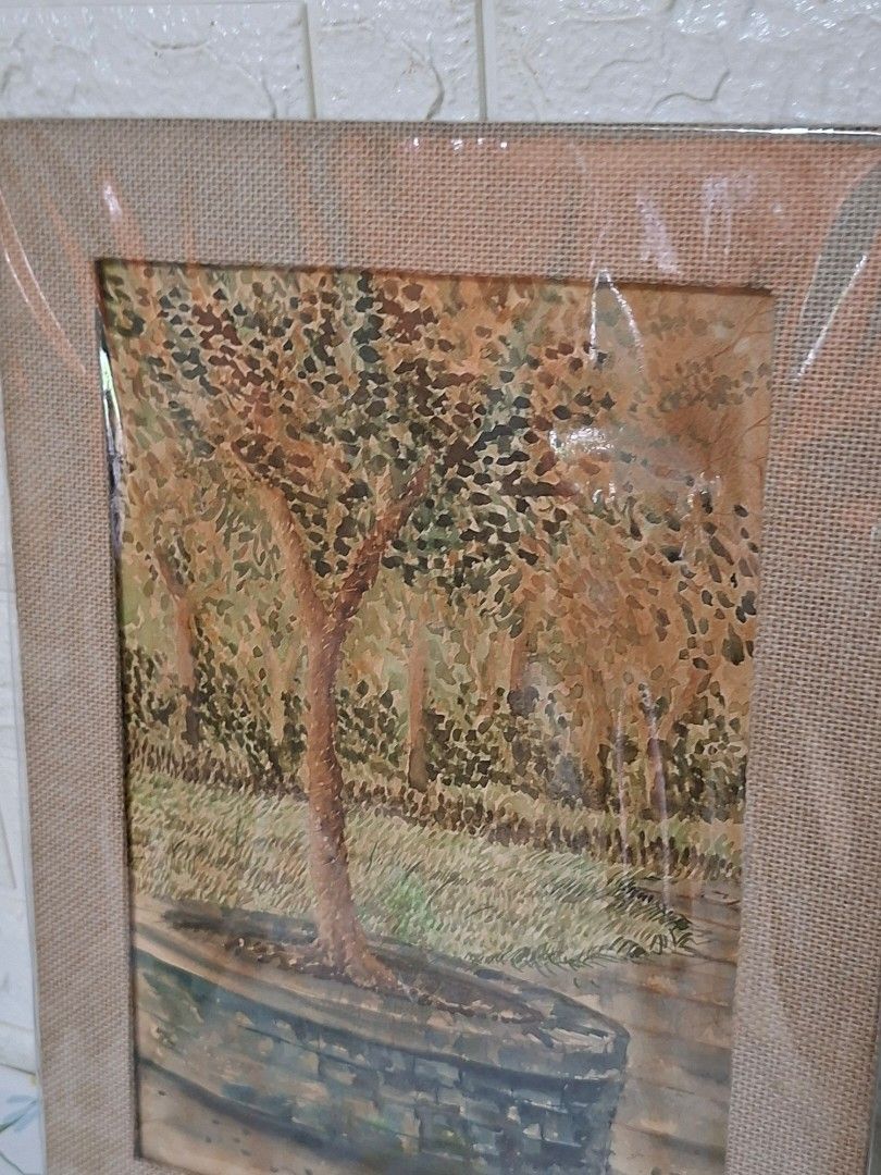 Vintage Berde Plants – 1987 🌿✨ (Category: Wall Decor) located in Taguig. Submitted by authprelovedonlineshop1 (Listing ID 1463335083, Image 2). Description: Vintage Berde Plants – 1987 🌿✨ **Vintage piece! Signed artwork.** - **Year: 1987** - Signed art - No frame — comes with plastic cover - Very good condition considering its age - **Size: 13" x 17.5"** - **Price: ₱1,788** Beautiful vintage piece with an aged character. Please see photos for t