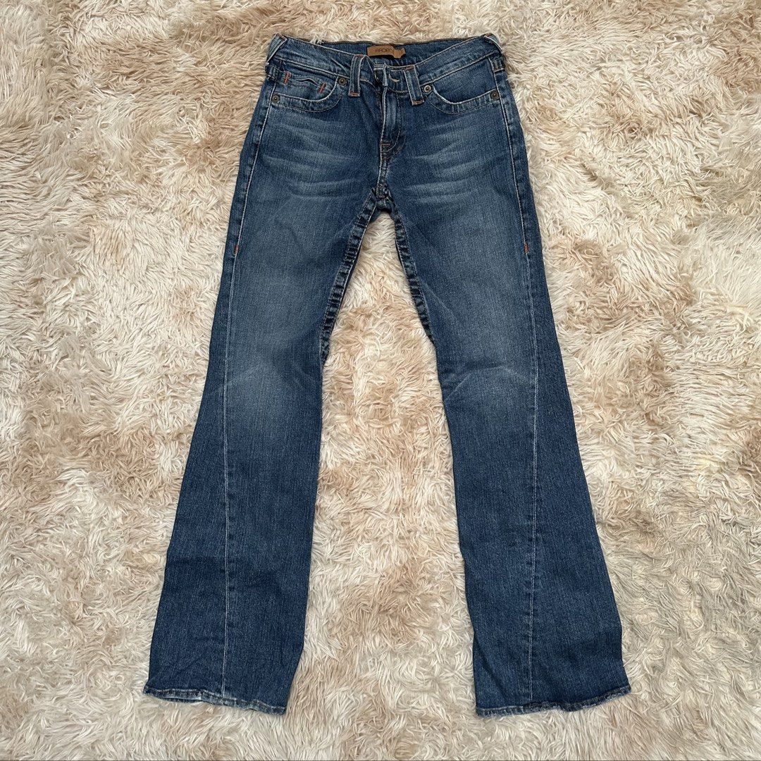 Vintage Boot Cut Jeans (Category: Jeans) located in Cainta. Submitted by tooonico (Listing ID 1463367993, Image 1). Description: RFS: Not my size MOP: GCash/Maya/Maribank/UB.