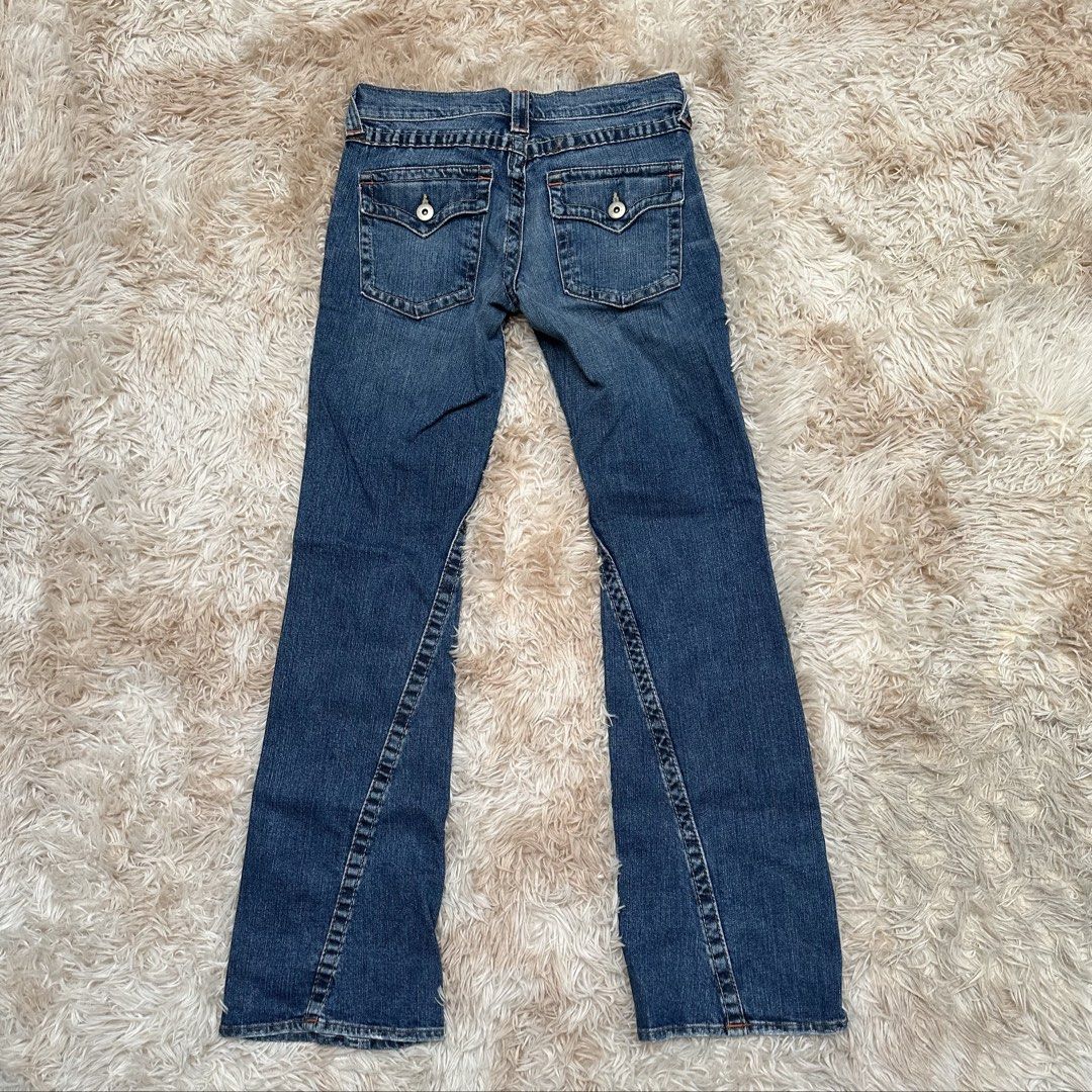 Vintage Boot Cut Jeans (Category: Jeans) located in Cainta. Submitted by tooonico (Listing ID 1463367993, Image 2). Description: RFS: Not my size MOP: GCash/Maya/Maribank/UB.