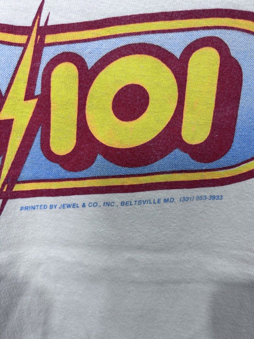 Vintage dc 101 sleeveless shirt (Category: Tshirts & Polo Shirts ) located in Cebu City. Submitted by thrift_grail (Listing ID 1463413828, Image 3). Description: Excellent condition Single stitch on the hem Size XL on tag Dimes 22w 29.5L Color rate 9.5/10 Cebu city 📍.