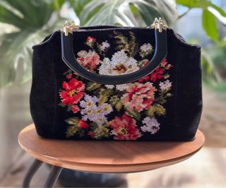 (Category: ) located in . Submitted by thriftbagcollections (Listing ID 1463401032, Image 1). Description: .