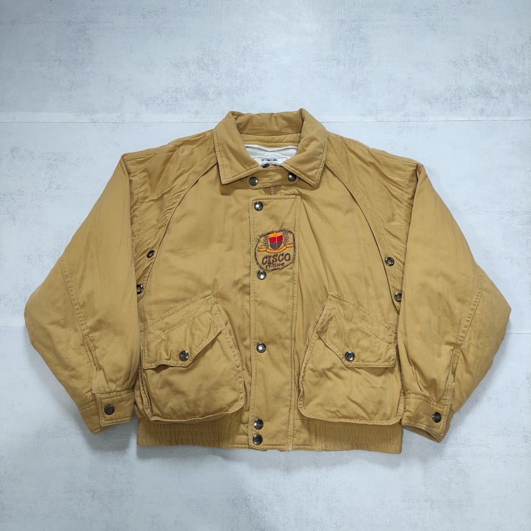 Vintage Harbor Island Bomber Jacket (Category: Coats, Jackets and Outerwear) located in Bulacan. Submitted by thriftlockerph (Listing ID 1463376276, Image 1). Description: Size: L Dimension: 25L 25W Condition: 9/10 Issue: stretched hem.