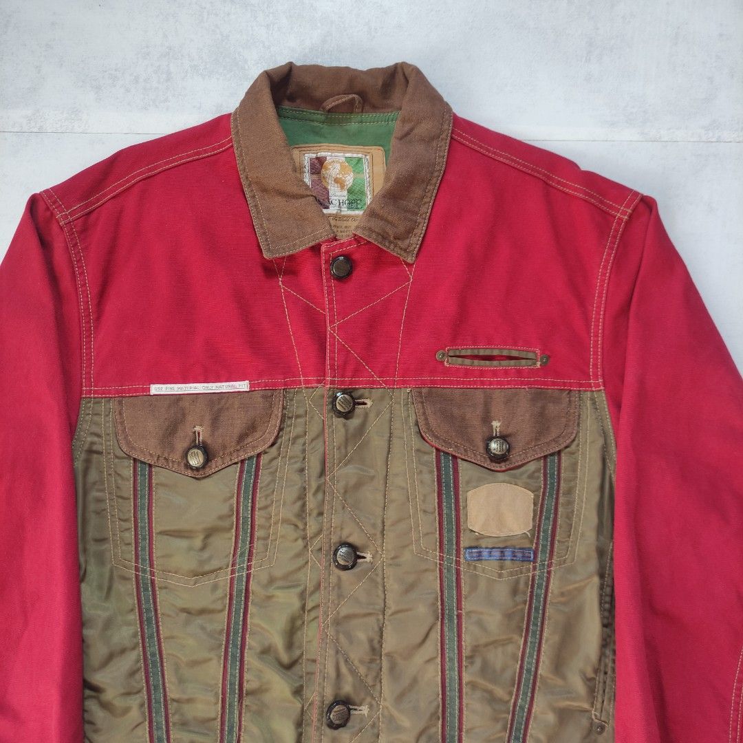 Vintage Mac Hope Trucker Jacket (Category: Coats, Jackets and Outerwear) located in Bulacan. Submitted by thriftlockerph (Listing ID 1463379690, Image 3). Description: Size: L fits M Dimension: 24L 23W Condition: 9/10 Color rate: 9/10.