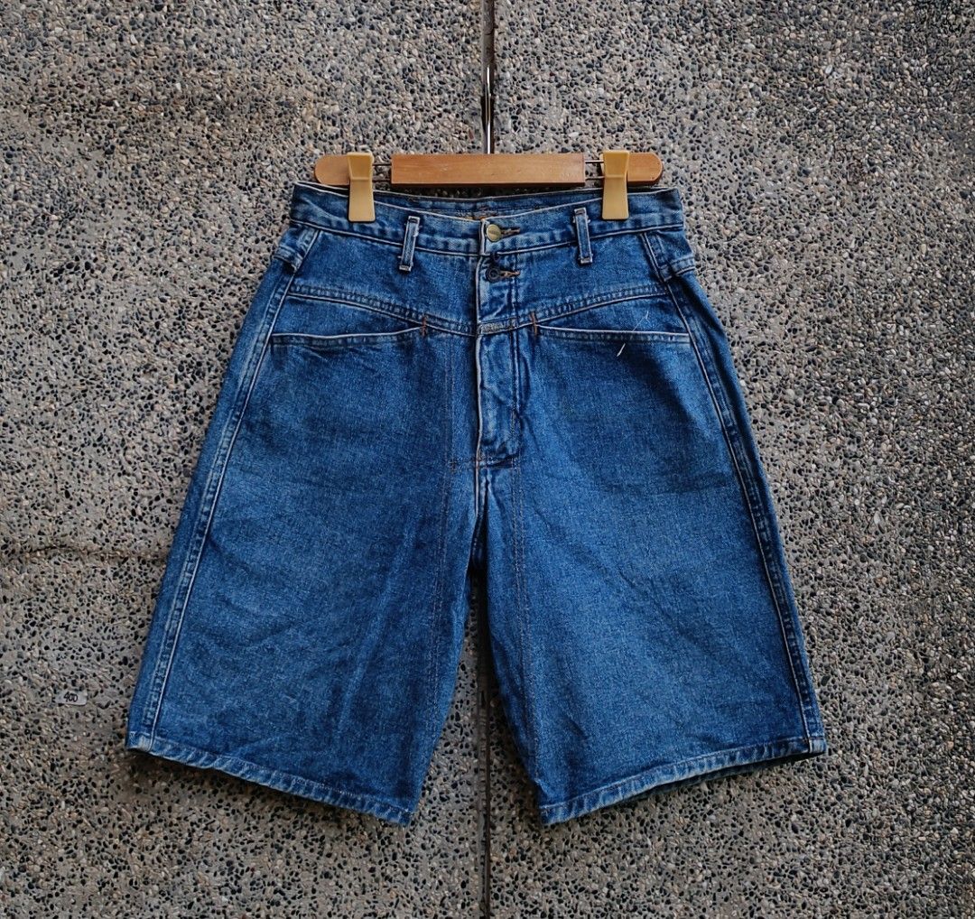 Vintage Marithe Francois Girbaud Jorts (Category: Shorts) located in Davao. Submitted by st333tcartel (Listing ID 1463373785, Image 1). Description: Small Waist 28 Length 20.5 Leg opening 10.5.