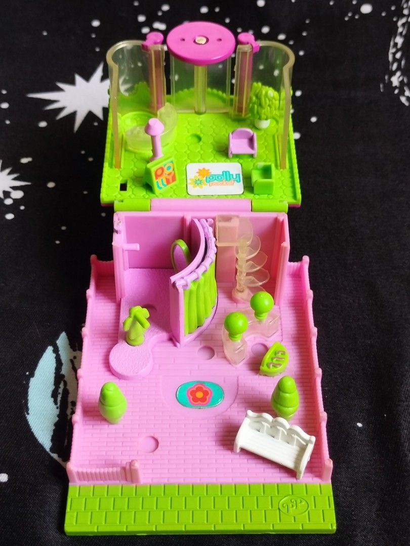 Vintage Polly Pockets (Category: Vintage Collectibles) located in Angono. Submitted by chubby_nanay (Listing ID 1463405577, Image 2). Description: Rings - ₱2,000 each Dolls - ₱500 each Not Polly Pocket dolls - ₱300 each Accessories - ₱400 each Wedding Chapel - ₱3,000 Bridal Salon - ₱3,000 PP repro - ₱5,000/set Last price Shipping: JRS or Lalamove Payment: BDO, Unionbank, Maya Cross posted.