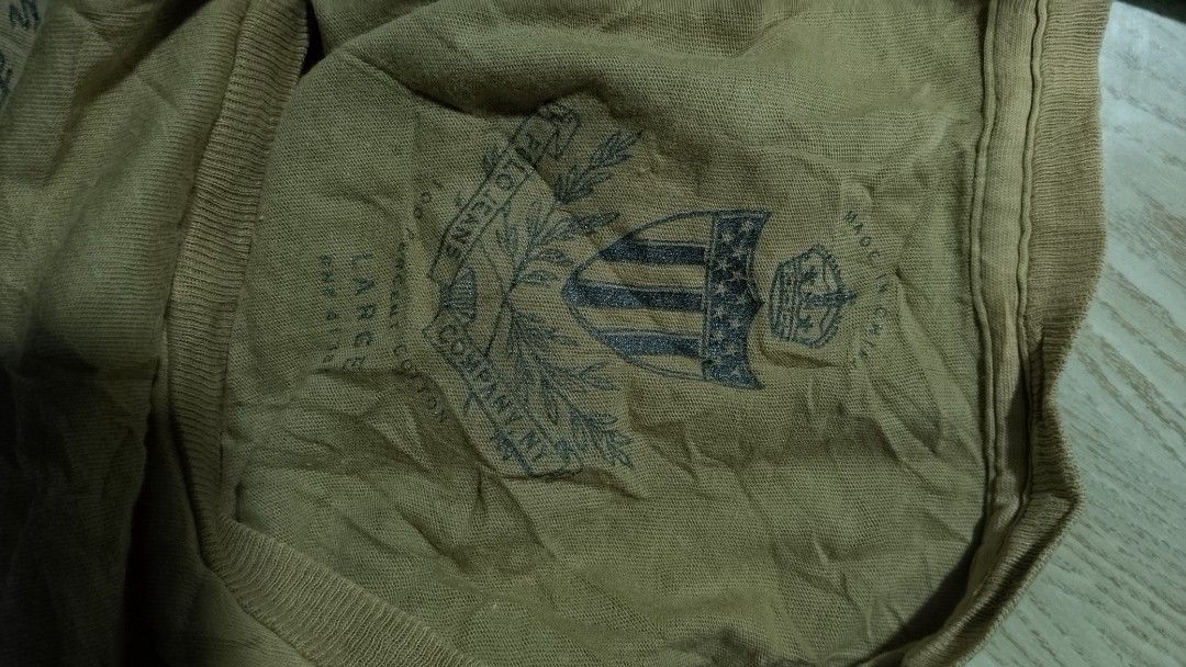 Vintage Ralph Lauren (Category: Formal Shirts) located in Cavite. Submitted by thrifteditem9_ (Listing ID 1463381922, Image 3). Description: New item Gusot pa Needwash 28x22.