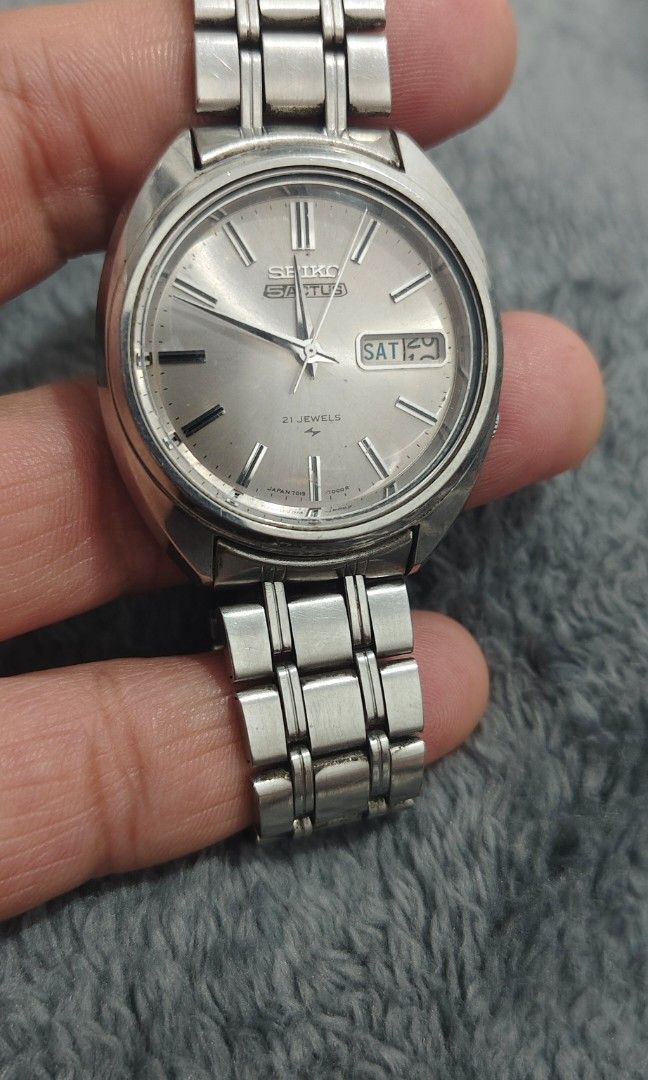 Vintage Seiko Actus (Category: Men's Watches) located in Cebu City. Submitted by aceoftime (Listing ID 1463486951, Image 1). Description: In excellent condition Seiko caliber 7019 automatic movt with day-date display Clean dial / No corrosion/ Flawless crystal Watch only Our Guarantee: 💯 Authentic All watches are checked by our experienced technician to ensure good functionality Please manage your expectations since these are preloved watches so
