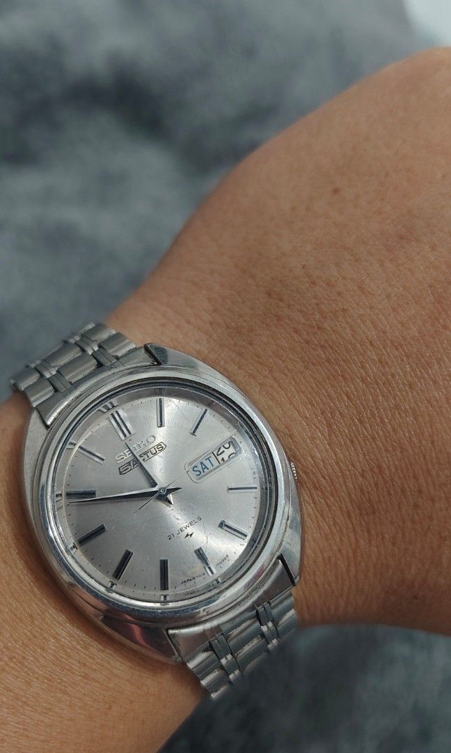 Vintage Seiko Actus (Category: Men's Watches) located in Cebu City. Submitted by aceoftime (Listing ID 1463486951, Image 2). Description: In excellent condition Seiko caliber 7019 automatic movt with day-date display Clean dial / No corrosion/ Flawless crystal Watch only Our Guarantee: 💯 Authentic All watches are checked by our experienced technician to ensure good functionality Please manage your expectations since these are preloved watches so