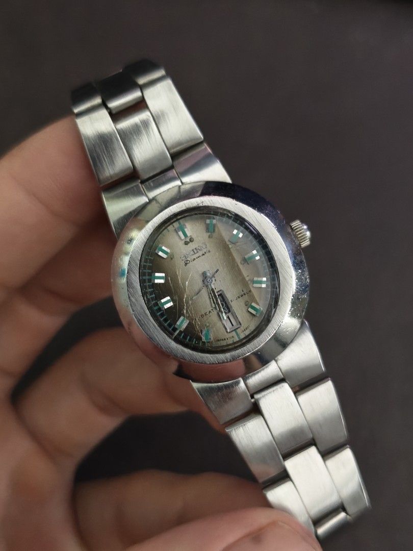 Vintage Seiko Dynamic Automatic women's Watch. (Category: Women's Watches) located in Tarlac. Submitted by irishign0593824 (Listing ID 1463553956, Image 2). Description: honest issue, signs of vintage. not working and need overhaul repair service. best watch if restored! selling it as is where is. RFS: walang time magparepair. kayo nalang bahala..