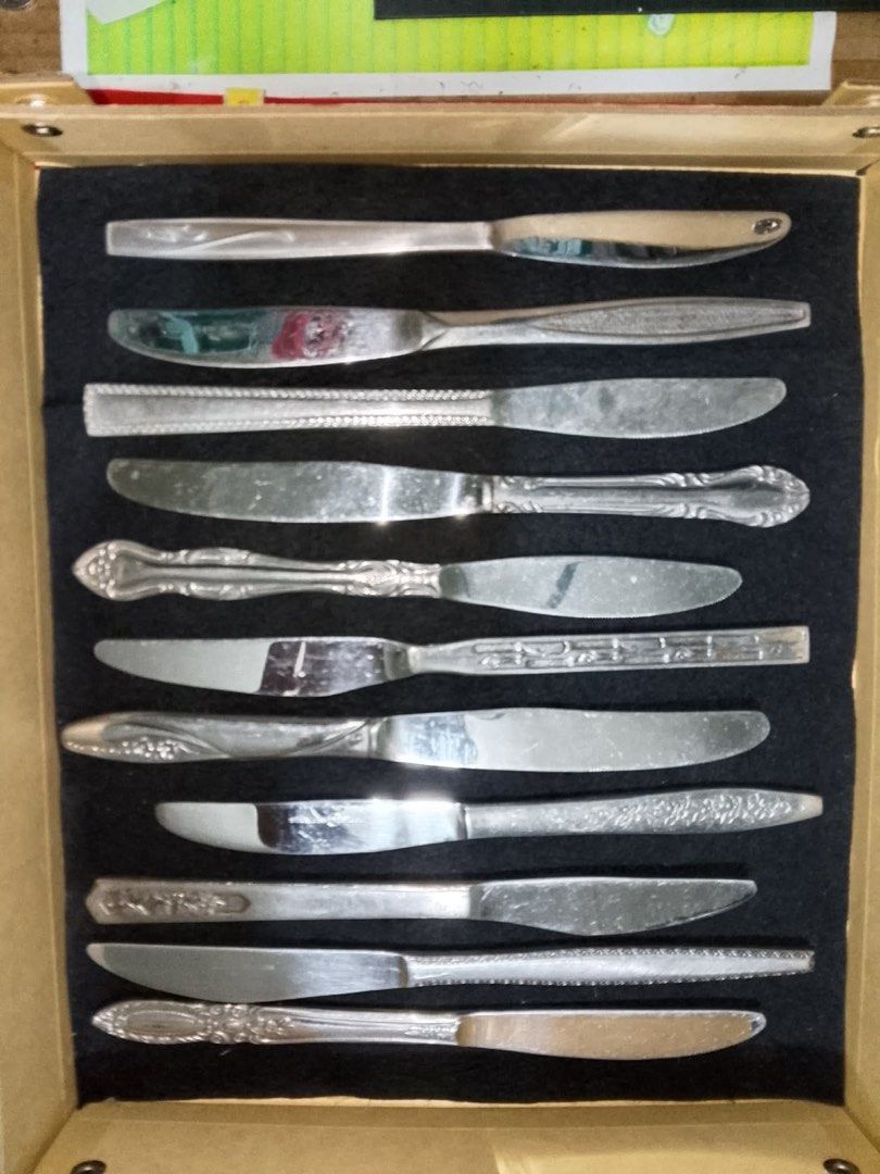 Vintage Victorian Handle B Knives (Category: Vintage Collectibles) located in Santo Tomas. Submitted by retrotastic (Listing ID 1463380592, Image 1). Description: Take all with case for 800. All from Japan pre loved. Vintage maka victorian handles po nila. Good cosmetics .
