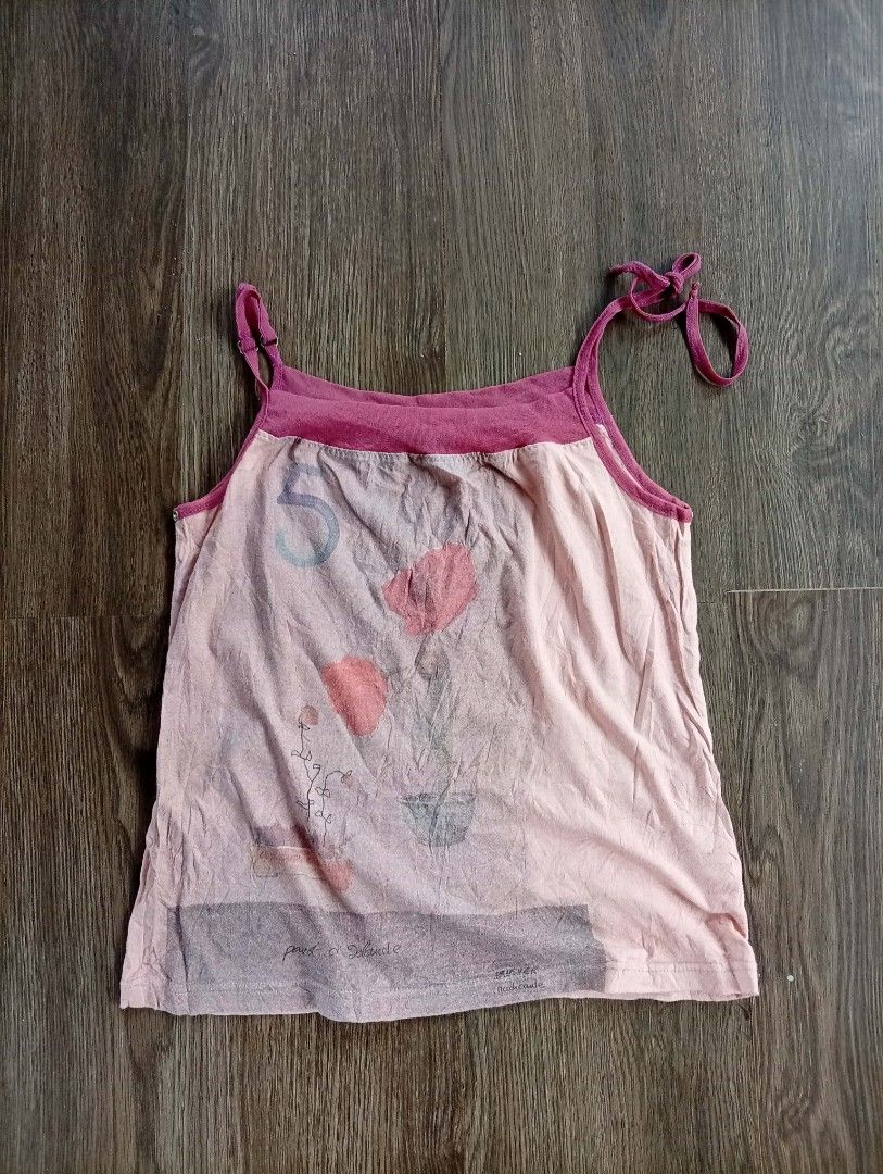 Vintage Y2k Cop. copine poppy Flower graphic Solid back print ( authentic ) (Category: Sleeveless) located in Barotac Nuevo. Submitted by john.pritz (Listing ID 1463389613, Image 2). Description: Vintage Y2k Cop. Copine Poppy Flower Graphic Solid Back print ( Authentic ) As new condi no issue width 14 Length 21.