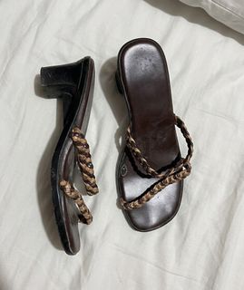 (Category: ) located in . Submitted by elplath (Listing ID 1463449357, Image 1). Description: .