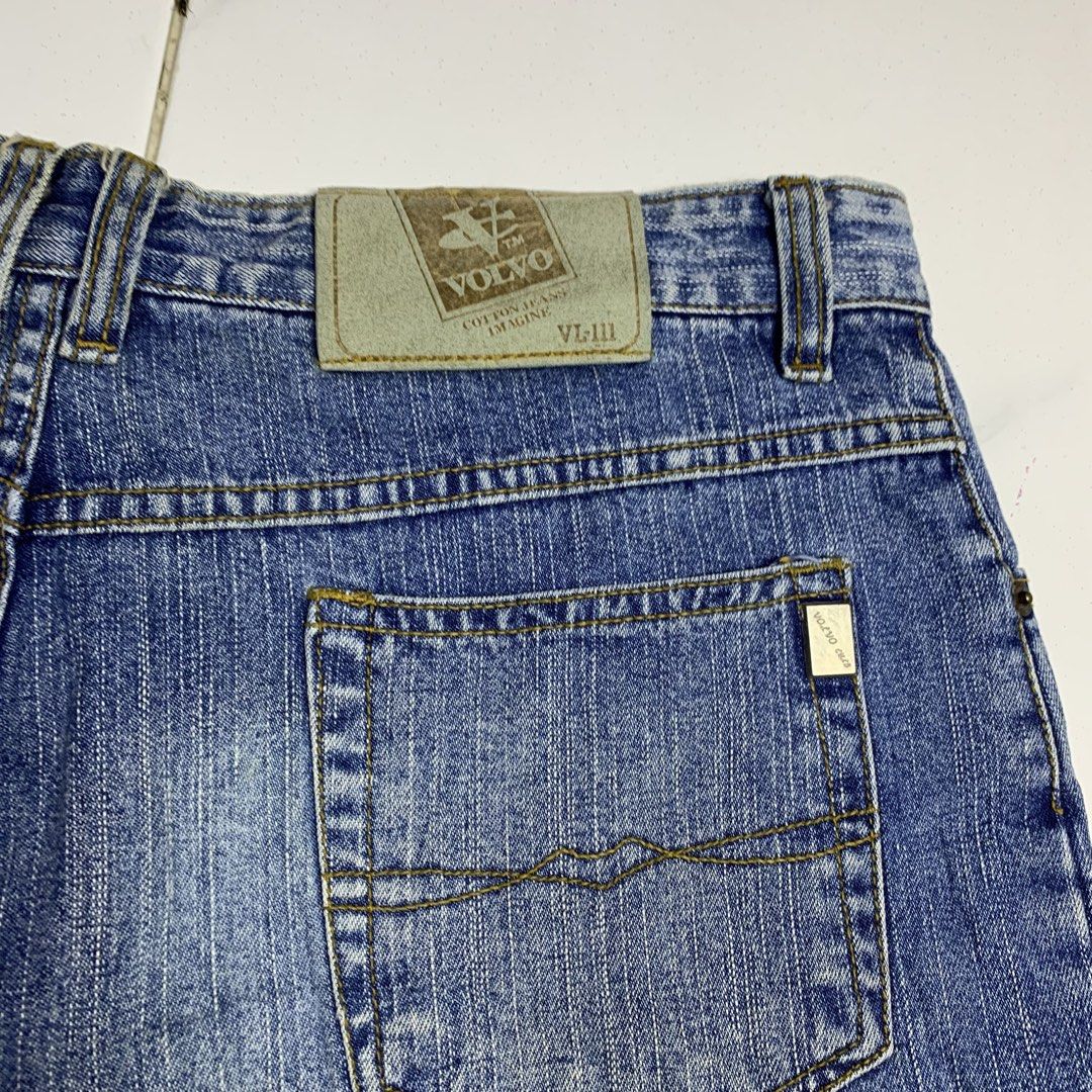 Volvo Denim Jorts Size (Category: Shorts) located in Mandaue City. Submitted by hannahitems (Listing ID 1463512439, Image 2). Description: Volvo Denim Jorts Size 33 20.5 length 11 hem Vgood needwash -400.