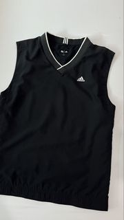 (Category: ) located in . Submitted by buenothrift_ (Listing ID 1463396035, Image 1). Description: .