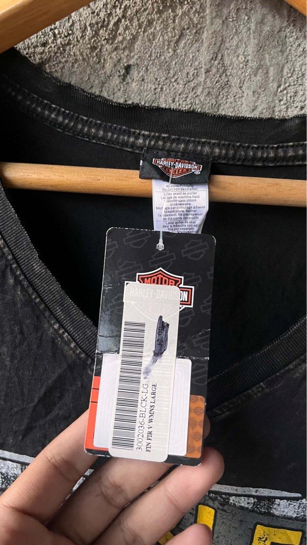 Washed Black Distressed Harley-Davidson Shirt (Category: Shirts) located in Cabuyao City. Submitted by kisyana (Listing ID 1463390819, Image 3). Description: .