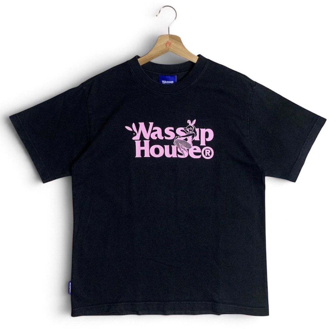 Wassup Bunny Crewneck (Category: Activewear) located in Alaminos. Submitted by jikstocks (Listing ID 1463484420, Image 1). Description: heavy cloth 9/10 Colorrate.