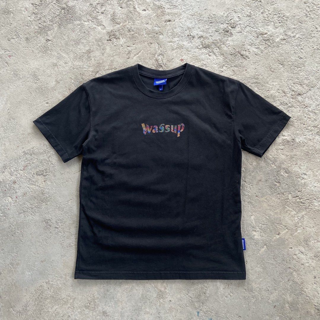 Wassup World Print T-Shirt (Category: Tshirts & Polo Shirts ) located in Solano. Submitted by _cleho (Listing ID 1463413913, Image 2). Description: no issue, Legit.
