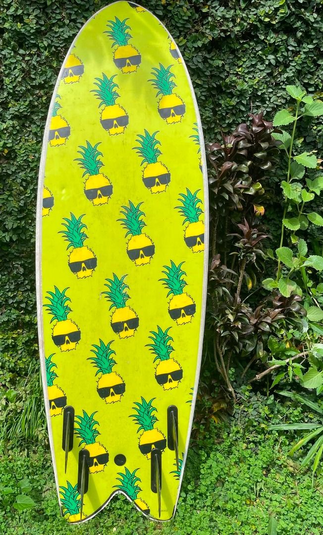 Wave Bandit Ben Gravy Pro (Category: Other Sports Equipment and Supplies) located in Caloocan City. Submitted by peanutbutterrrr01 (Listing ID 1463407494, Image 1). Description: For sale! Wave Bandit Ben Gravy Pro 💎 Original purchase from🇺🇸, Import Catch Surf Free 4 fins no leash SIZE: 5’8” x 22” x 2.5” Volume around 42-45L RFS: Switch to a longboard.