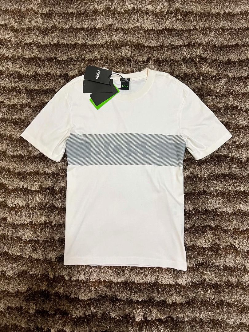 White Hugo Boss Original Tshirt (Category: Tshirts & Polo Shirts ) located in Manila. Submitted by actd_luxury (Listing ID 1463542776, Image 1). Description: 20X26.