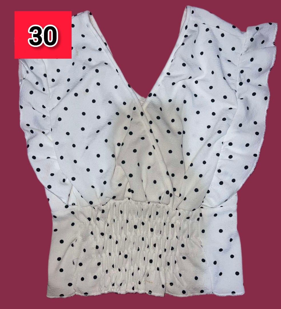 White polka dots blouse (Category: Blouses) located in Rizal. Submitted by youngpenguin.ae303d (Listing ID 1463351759, Image 1). Description: .