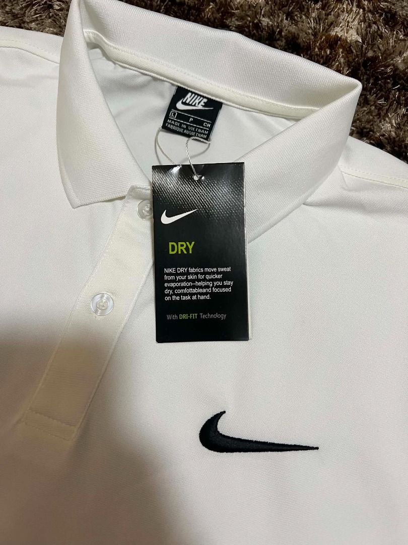White Polo Shirt Black Check Original (Category: Tshirts & Polo Shirts ) located in Manila. Submitted by actd_luxury (Listing ID 1463539132, Image 2). Description: l: 22x27.