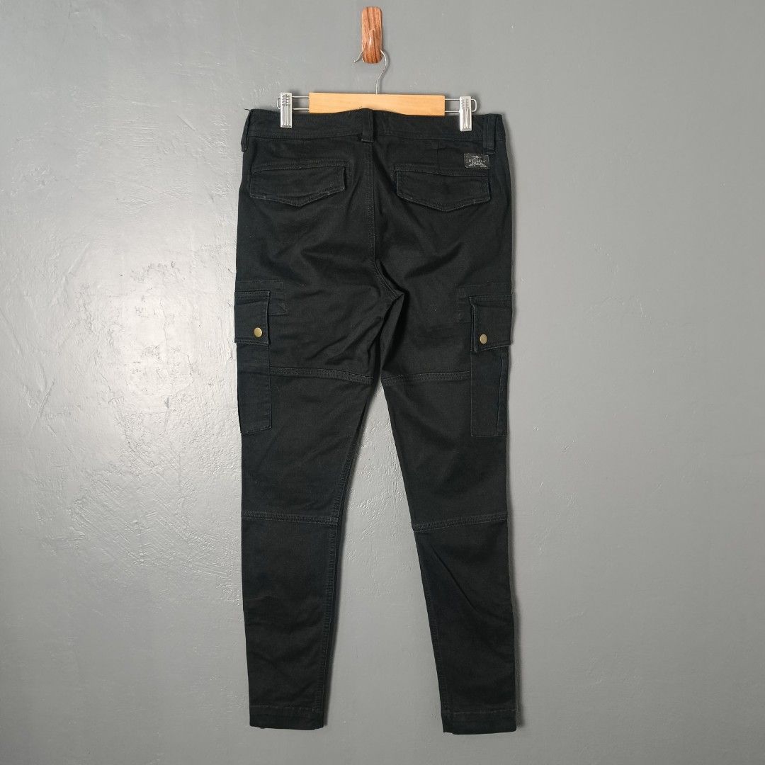 Women's - Ralph Lauren (Category: Jeans) located in Bacolod City. Submitted by drop.ph (Listing ID 1463446837, Image 3). Description: Ralph Lauren - Cargo Trousers - Slim Authentic *Ankle Zipped *Fits 28-29 Length 37.5, Leg Opening - 4.5 *Very Good *Lightly used *Price: 1,000php *Add SF if outside Bacolod City .