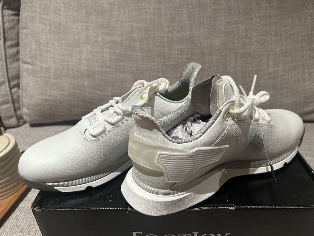 Womens golf shoes (Category: Golf) located in Quezon City. Submitted by meggy07 (Listing ID 1463478339, Image 3). Description: Brand new FOOTJOY women golf shows size 8 , Color white , .