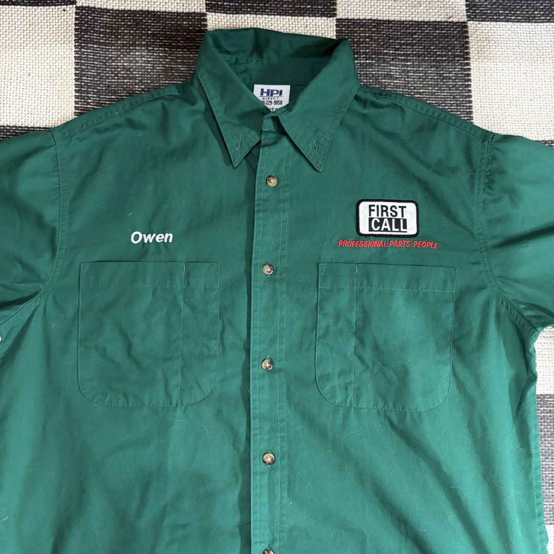 Work polo (Category: Tshirts & Polo Shirts ) located in Makati City. Submitted by sseurekiii (Listing ID 1463347064, Image 2). Description: - Green short sleeve work shirt - 'Owen' embroidered on left chest - 'First Call Professional Parts People' patch on right chest - Two front pockets with button closures - Button-up front - Ideal for work or casual wear.