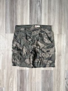 (Category: ) located in . Submitted by thriftdrip.402 (Listing ID 1463495557, Image 1). Description: .