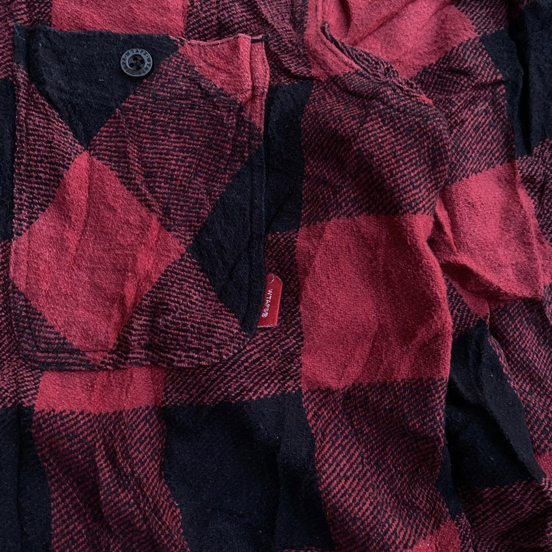 WTAPS Buffalo Check Flannel (Category: Coats, Jackets and Outerwear) located in Isabela. Submitted by islandsrelics (Listing ID 1463487917, Image 3). Description: W-19 L-26.