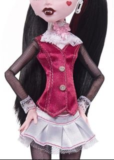 (Category: ) located in . Submitted by em.dollcollector (Listing ID 1463339449, Image 1). Description: .