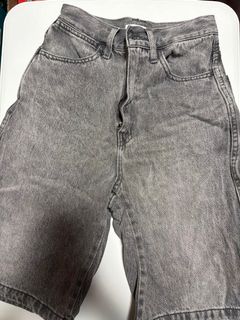 (Category: ) located in . Submitted by emptywallet (Listing ID 1463482304, Image 1). Description: .