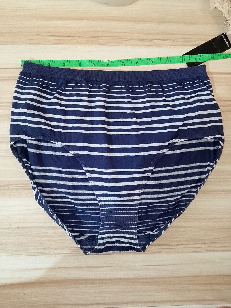XL NAVY WHITE STRIPES PANTY (Category: Undergarments & Loungewear) located in Manila. Submitted by truecrystal-1407 (Listing ID 1463336792, Image 1). Description: .
