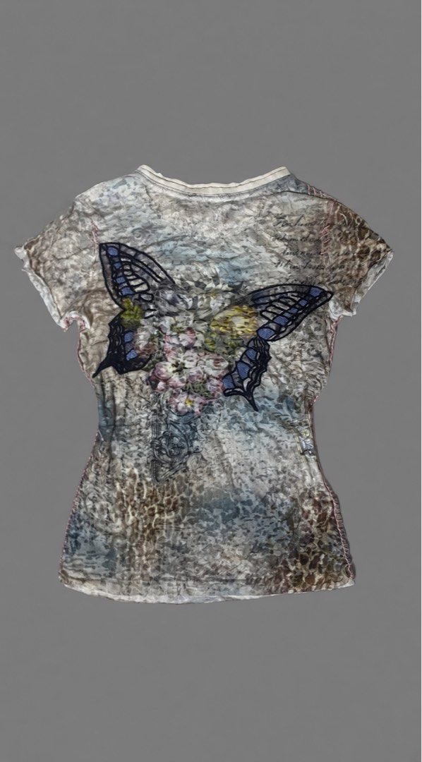 y2k butterfly goth tee (Category: Shirts) located in General Santos City (Dadiangas). Submitted by thriftorium (Listing ID 1463514103, Image 2). Description: size small no brand.