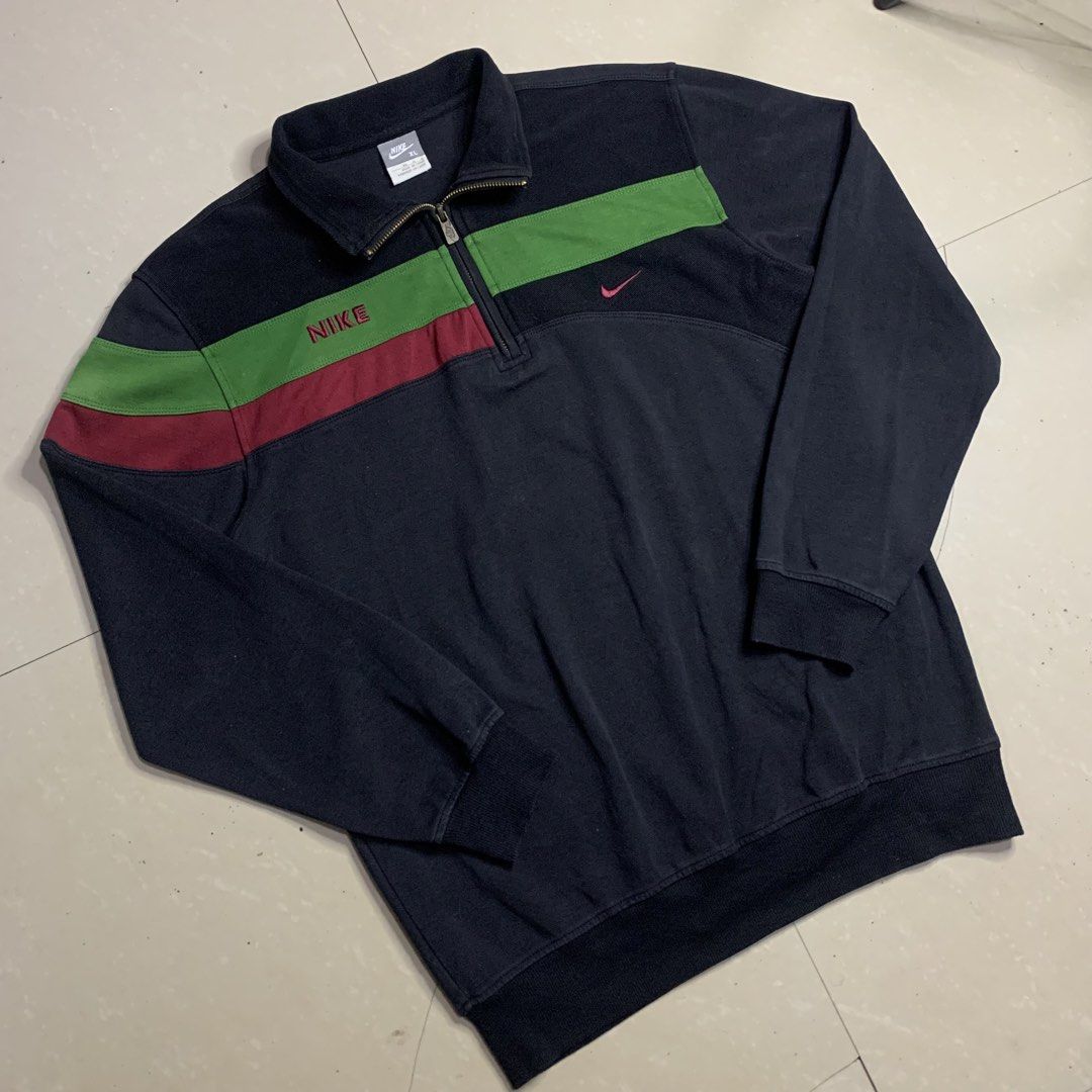 Y2k Nike Quarter Zip Embroidery (Category: Activewear) located in Alaminos. Submitted by jikstocks (Listing ID 1463479321, Image 3). Description: L fittings Good Condition Ganda cloth .
