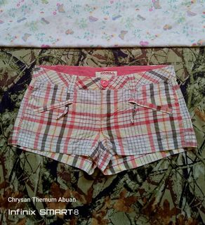 (Category: ) located in . Submitted by chrysan_025 (Listing ID 1463366670, Image 1). Description: .
