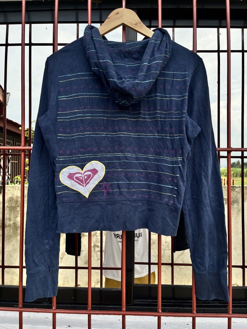 Y2K Roxy (Category: Coats, Jackets and Outerwear) located in Bayawan. Submitted by shajjoonn (Listing ID 1463368115, Image 2). Description: .