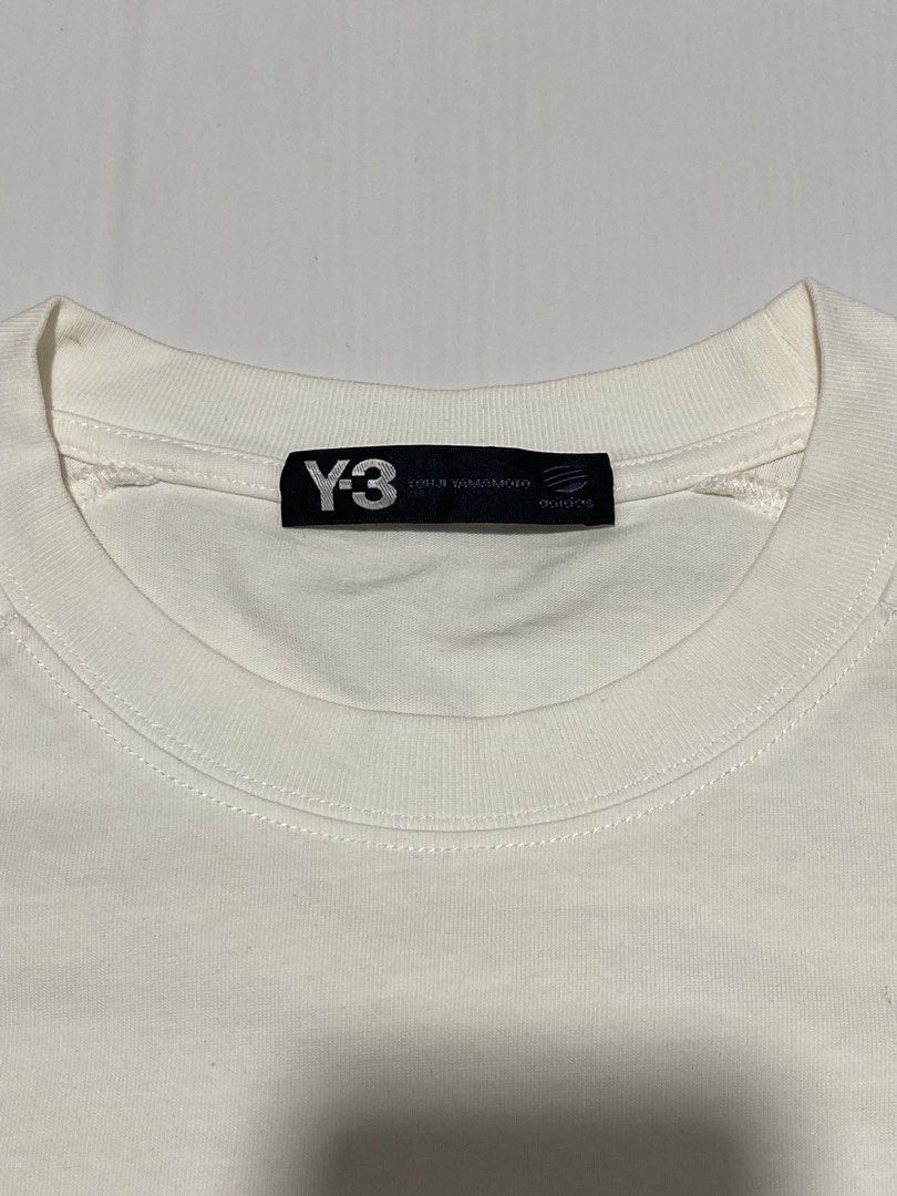 Y-3 ❌Adidas (Category: Tshirts & Polo Shirts ) located in Bislig. Submitted by ejpombo (Listing ID 1463451843, Image 3). Description: 📍Y-3 ❌Adidas ▪︎SIZE: Xxl on tag ▪︎ DIMES : L28-29x W21-22 ▪︎EXCELLENT : CONDITION ▪︎ COLOR RATE : 9.5/10 ▪︎ WASH AND READY TO WEAR ▪︎ ISSUE: NONE MINE : 680 Free Shipping ✈️ ●COURIER: J&T ●MOP: GCASH/PAYMENT FIRST ●LOCATION: MANGAGOY BISLIG CITY SURIGAO DEL SUR (MINDANAO) PA TAG PO PA UNTAG NALANG PO IF BAWAL 🙏❤.