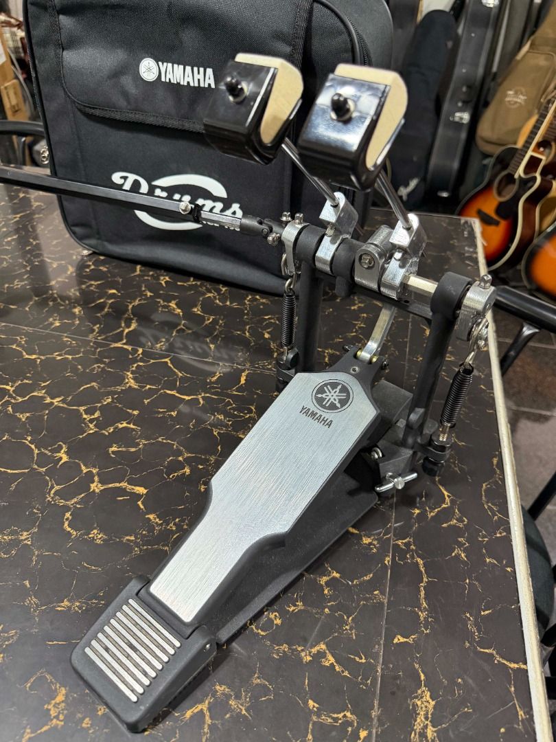 Yamaha Double Pedal "Direct-Drive" (Category: Musical Instruments) located in Manila. Submitted by ninraninra (Listing ID 1463515952, Image 3). Description: Yamaha Double Pedal "Direct-Drive" 18.5K Excellent condition! Yamaha gig bag included.