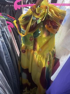 (Category: ) located in . Submitted by potatothriftlip (Listing ID 1463421571, Image 1). Description: .