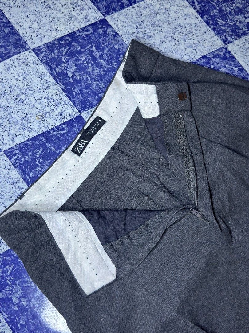 ZARA BAGGY TROUSER SLACKS (Category: Jeans) located in Mati. Submitted by randomfindph.22 (Listing ID 1463377741, Image 3). Description: DIMES 28 41 10.5.