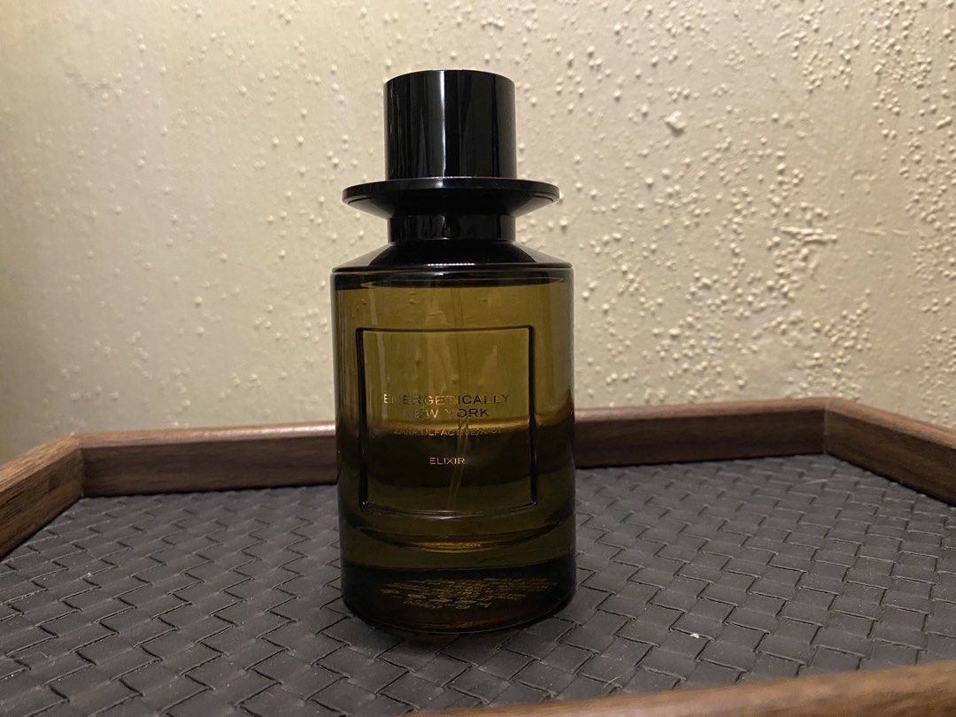 Zara Energetically New York Elixir (Category: Fragrance & Deodorants) located in Calamba. Submitted by wildsprings (Listing ID 1463546075, Image 1). Description: Zara Energetically New York Elixir Approx 97ml of 100ml In full presentation Buyer will shoulder the SF thru J&T or LBC (no Lalamove) First to pay gets the item No to low ballers .