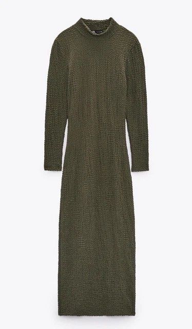 ZARA Green Textured Maxi Dress (Category: Dresses) located in Pasig City. Submitted by dezleemarquez (Listing ID 1463427090, Image 2). Description: ZARA Green Textured Maxi Dress.